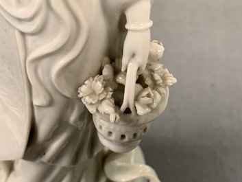 Une collection vari&eacute;e de figures en porcelaine de Chine, 18&egrave;me et apr&egrave;s