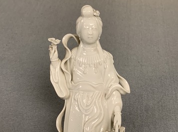 Une collection vari&eacute;e de figures en porcelaine de Chine, 18&egrave;me et apr&egrave;s