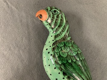 Une collection vari&eacute;e de figures en porcelaine de Chine, 18&egrave;me et apr&egrave;s