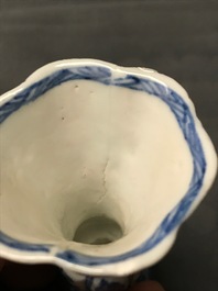 Zes paar Chinese blauw-witte miniatuur vaasjes, Kangxi