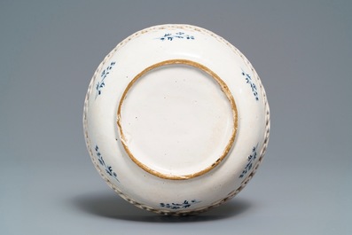 A blue and white Brussels faience '&agrave; la haie fleurie' reticulated basket, 18th C.