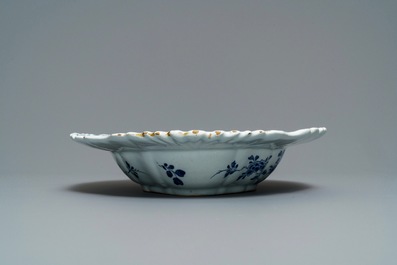 A large Dutch Delft blue and white oval lobed salad bowl, 18th C.