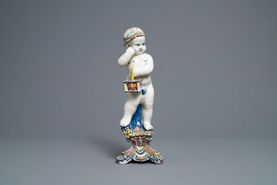 Une figure d'un gar&ccedil;on ou all&eacute;gorie de l'hiver en fa&iuml;ence de Delft polychrome, 18&egrave;me