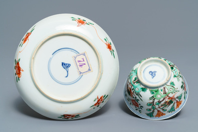 Neuf tasses et soucoupes en porcelaine de Chine famille verte, Kangxi