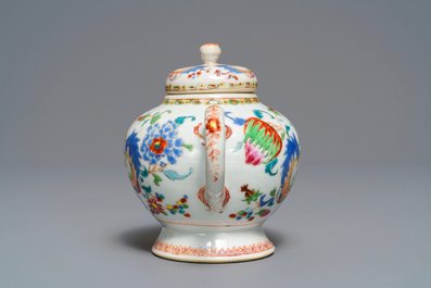 Une th&eacute;i&egrave;re couverte en porcelaine de Chine famille rose &agrave; d&eacute;cor 'Pompadour', Qianlong