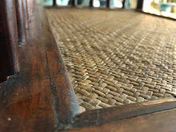 Une paire de chaises en bois huanghuali, Chine, R&eacute;publique