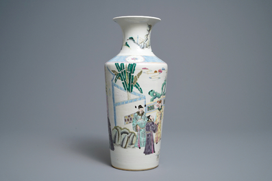 A Chinese famille rose rouleau 'court scene' vase, 19th C.