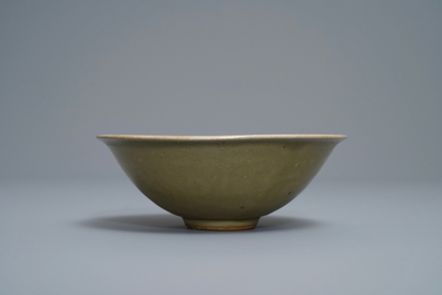 A Chinese yaozhou celadon bowl with floral design, Song