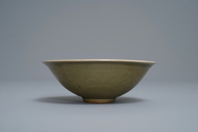 A Chinese yaozhou celadon bowl with floral design, Song