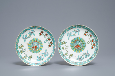 Trois paires d'assiettes en porcelaine de Chine, R&eacute;publique
