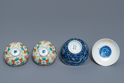 Une collection vari&eacute;e en porcelaine de Chine et gr&egrave;s de Yixing, Ming et apr&egrave;s