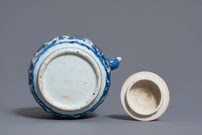A Chinese blue and white wine ewer with figures, Wanli