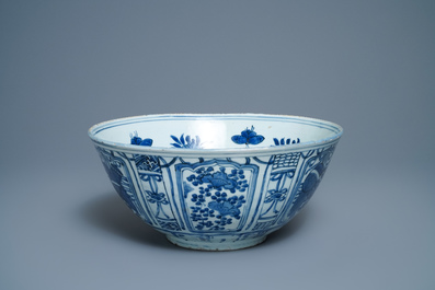 A large Chinese blue and white 'ducks' bowl, Wanli