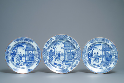 Five Chinese blue and white 'Romance of the Western Chamber' dishes, Kangxi/Yongzheng
