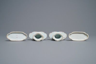 A pair of Chinese Imari-style spice boxes and covers, Kangxi
