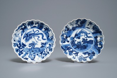 Huit assiettes en porcelaine de Chine en bleu et blanc, Wanli/Kangxi