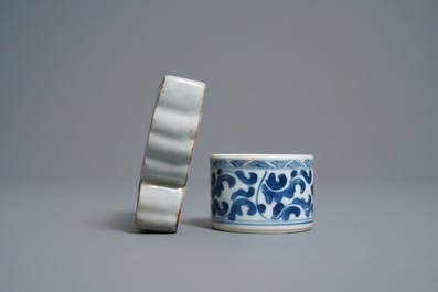 A Chinese blue and white butterfly wall pocket vase and an inkwell, Kangxi/Qianlong