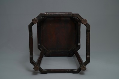 A Chinese huali wooden stand with famille rose plaque, Jiaqing