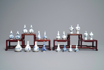 Twenty Chinese blue and white miniature vases, Kangxi