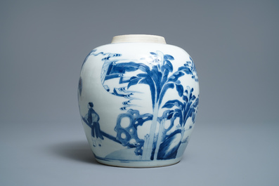 Un pot &agrave; gingembre en porcelaine de Chine en bleu et blanc &agrave; d&eacute;cor figuratif, Kangxi