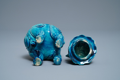A Chinese monochrome turquoise-glazed 'luduan' censer, 19th C.