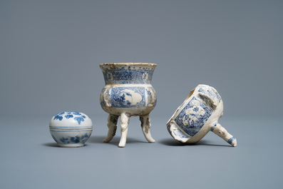 Zes Chinese blauw-witte stukken uit het Vung Tau scheepswrak, Kangxi