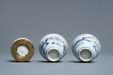 Une collection en porcelaine de Chine et Japon en bleu et blanc, Ming et apr&egrave;s