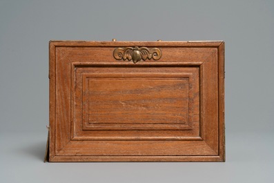 A Chinese mahjong casket with bone tiles, Republic