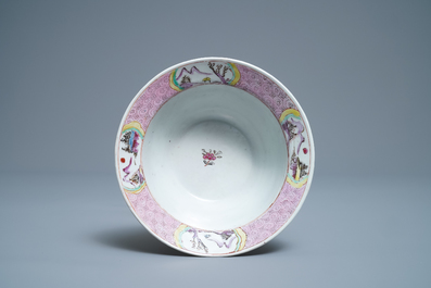 A Chinese famille rose 'Threemaster' bowl, Yongzheng/Qianlong