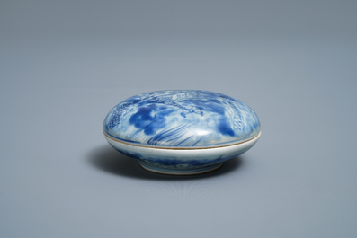 A Chinese blue and white 'dragon' seal paste box and cover, Hatcher cargo shipwreck, Transitional period