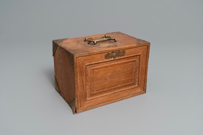 A Chinese mahjong casket with bone tiles, Republic