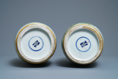 A pair of Japanse Satsuma landscape vases, Meiji, 19th C.
