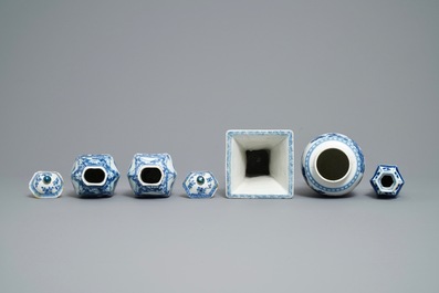 Five Chinese blue and white vases, Kangxi