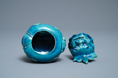 A Chinese monochrome turquoise-glazed 'luduan' censer, 19th C.