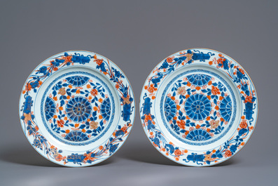 Three Chinese Imari-style chargers with floral design, Kangxi