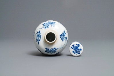 A Chinese blue and white 'Long Eliza' tea caddy and cover, Kangxi