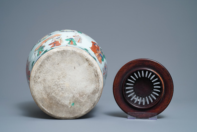 A Chinese wucai vase with wooden cover, Transitional period