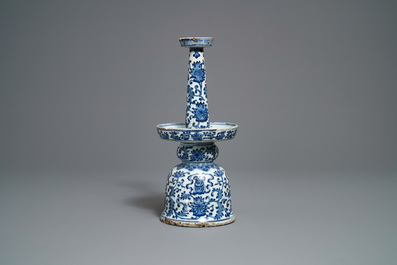 A large Chinese blue and white candleholder with floral design, Qianlong/Jiaqing