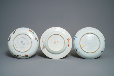 Five Chinese famille verte and doucai plates, Kangxi