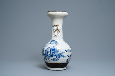 A Chinese blue, white and copper red Nanking crackle-glazed vase, 19th C.