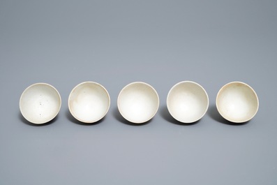 Ten Chinese blue and white cups, a stem cup and a bowl, Hatcher and Vung Tao shipwrecks, Transitional period and Kangxi