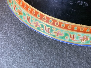 A Chinese Thai market Bencharong bowl, 19th C.
