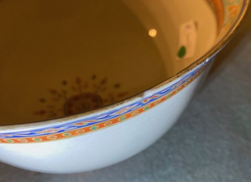 A Chinese Thai market Bencharong bowl, 19th C.