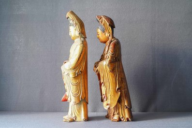 Deux grandes figures de Guanyin en bois dor&eacute; et laqu&eacute;, Chine, 18/19&egrave;me