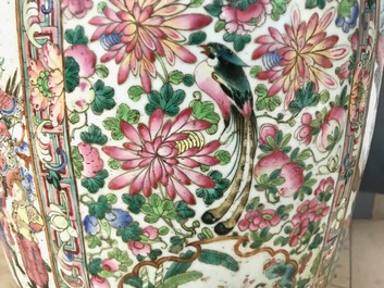 A large Chinese famille rose 'court scene' vase, 19th C.