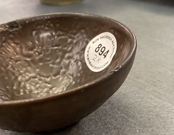 Deux bols en gr&egrave;s porcelaineux de type jianyao &agrave; &eacute;mail 'fourrure de li&egrave;vre' et brun, Song