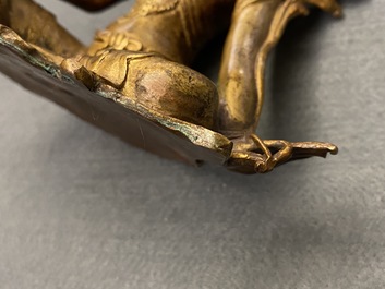 Deux mod&egrave;les de Tara en bronze dor&eacute;, Tibet ou Mongolie, 17/18&egrave;me