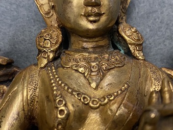 Deux mod&egrave;les de Tara en bronze dor&eacute;, Tibet ou Mongolie, 17/18&egrave;me