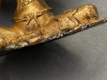 Deux mod&egrave;les de Tara en bronze dor&eacute;, Tibet ou Mongolie, 17/18&egrave;me