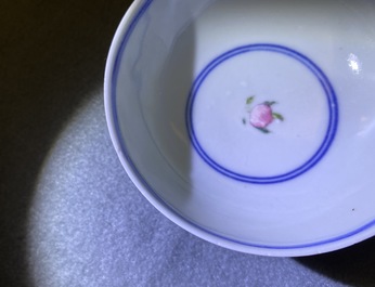 Une collection vari&eacute;e en porcelaine de Chine et gr&egrave;s de Yixing, Ming et apr&egrave;s